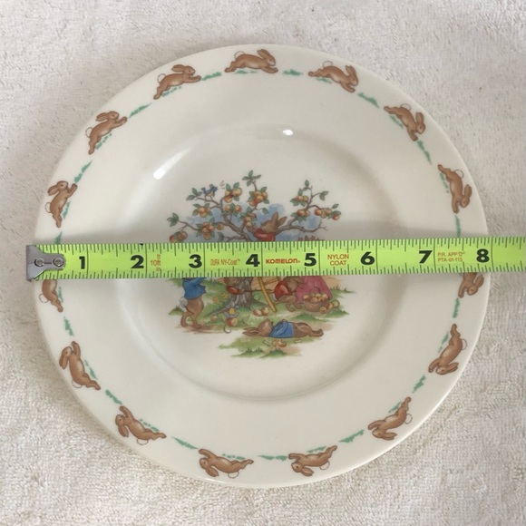 Royal Doulton Bunnykins Apple Picking Salad Plate 8” Albion Shape - Picture 5 of 7
